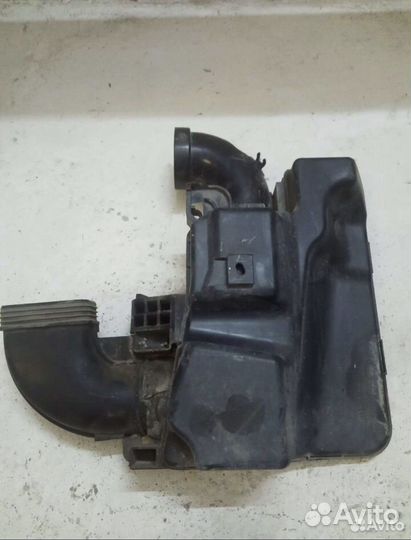 Резонатор воздушногофильтра на solaris