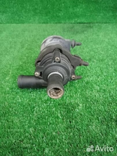 Помпа печки Volkswagen Touareg 7L 1 поколение 2002