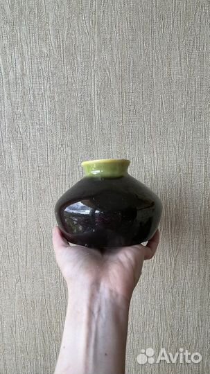 Керамическая вазочка