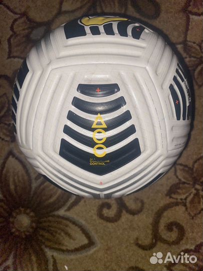 Футбольный мяч nike flight