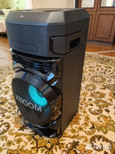 Музыкальная колонка lg on66 300W MP3 USB Bluetooth