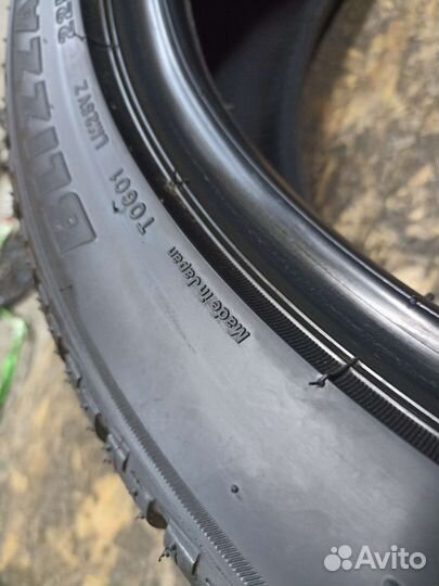 Bridgestone Blizzak LM-25 225/45 R19