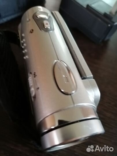 Цифровая видеокамера sony