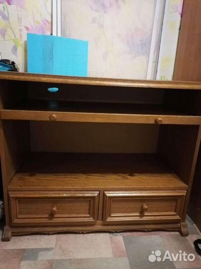 Тумба под телевизор
