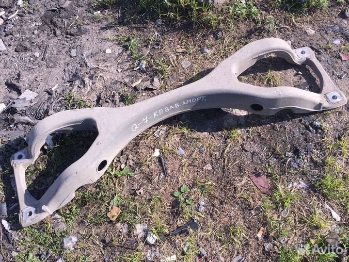 Балка задняя Audi Q7