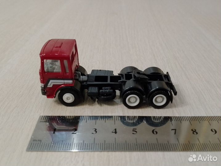 526) Тягач MAN трёхосный