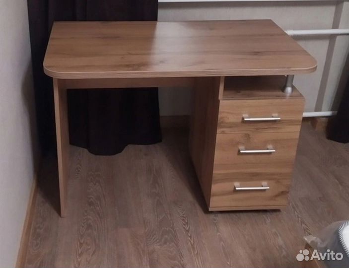 Стол письменный/Стол компьютерный