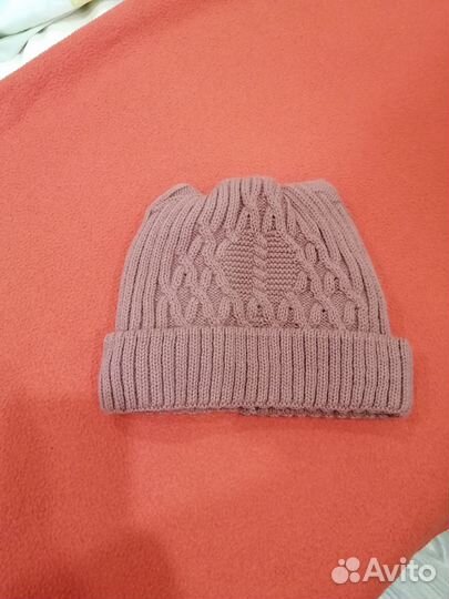 Продам шапку, утеплена флисом