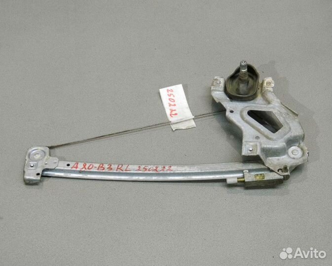 Стеклоподъемник задний левый Audi 80 B3