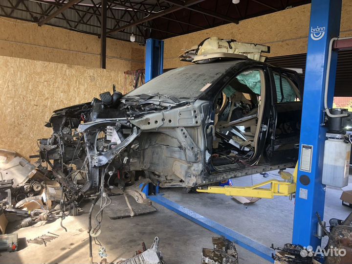 Кузов с доками mercedes w164 6,3 2011 г