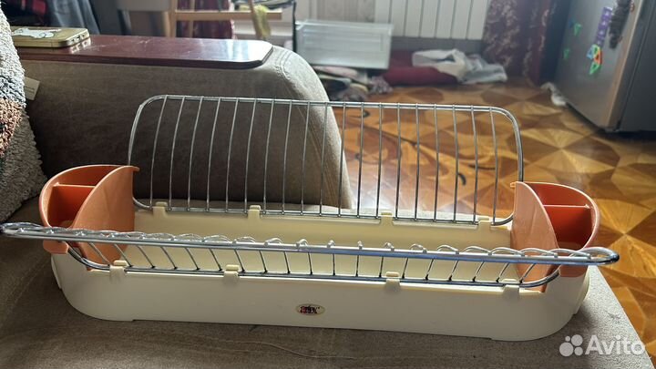 Подставка для тарелок и столовых приборов