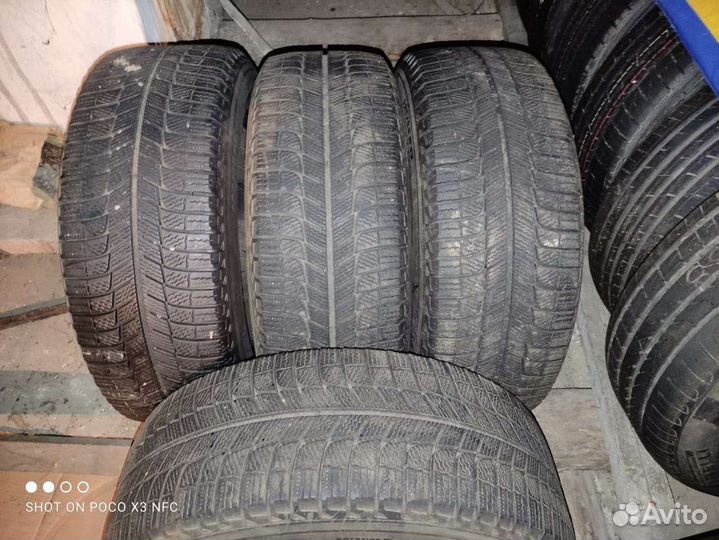 Michelin X-Ice XI3 225/55 R17