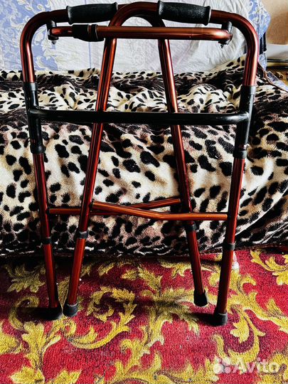 Ходунки для взрослых