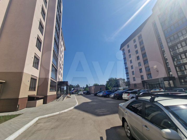 4-к. квартира, 117 м², 2/8 эт.