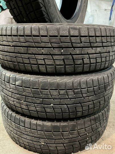 Yokohama Ice Guard IG30 165/70 R14