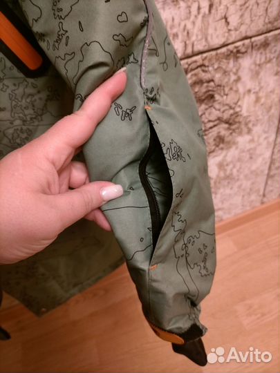 Тёплая куртка на мальчика