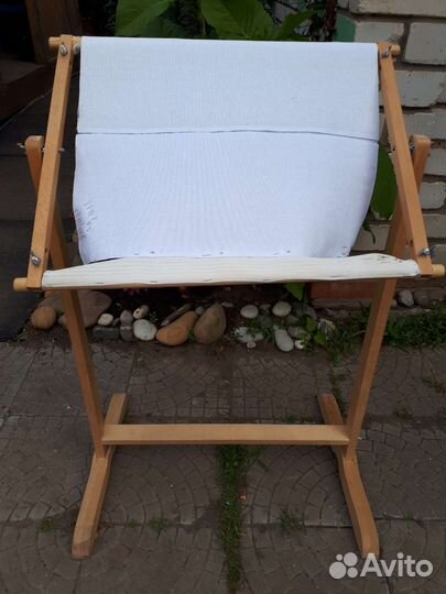 Станок для вышивания напольный