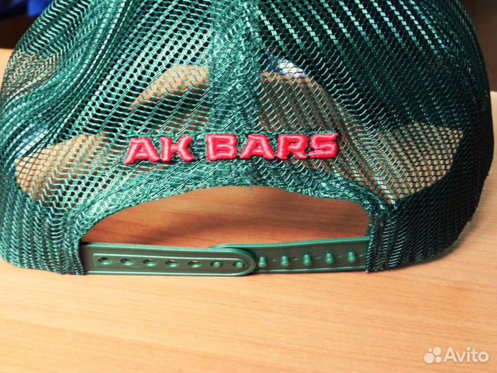 Бейсболка ак Барс с автографами игроков