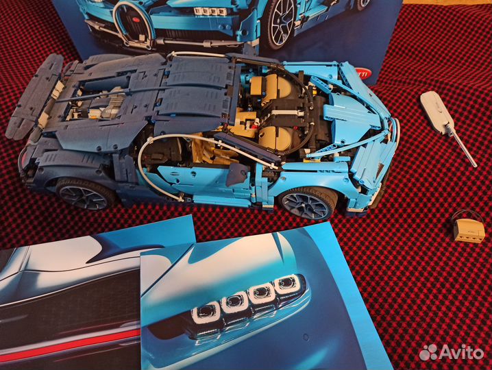 Lego 42083 Bugatti Chiron Оригинал