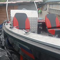 Моторная лодка