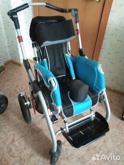 Кресло-коляска инвалидная для детей с дцп