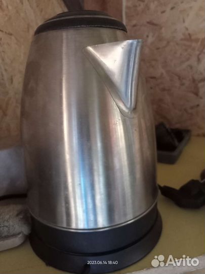 Чайник электрический бу