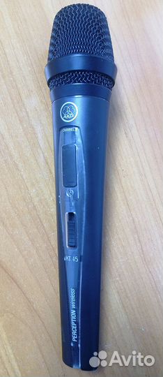 Радиомикрофон AKG HT45