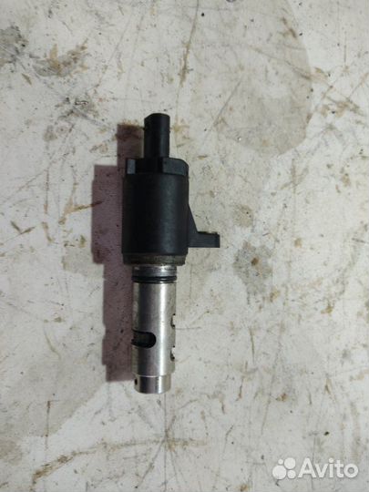 Клапан VVT-i Volkswagen Golf 5G1 cjza 1.2 2014