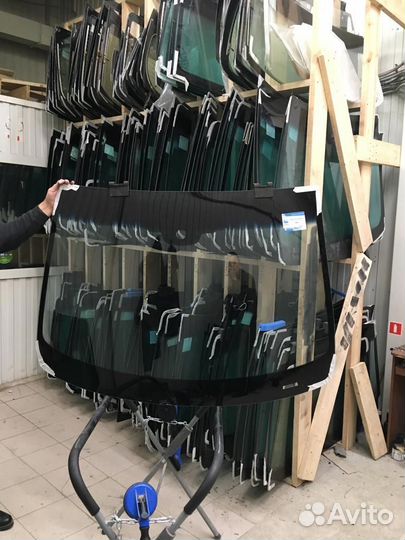 Лобовое стекло Ниссан Кашкай