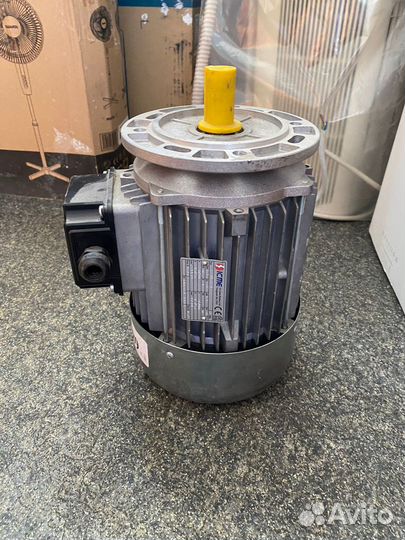 Мотор icme 1100 Вт тип T90S4