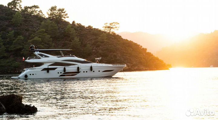 Моторная яхта Dominator 800 2015