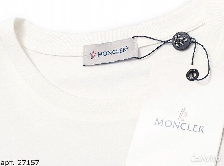 Белая футболка Moncler