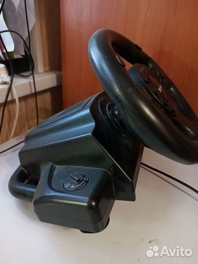 Игровой руль