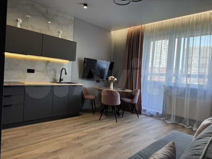 2-к. квартира, 55 м², 8/24 эт.