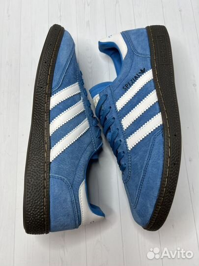 Кроссовки adidas spezial