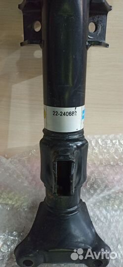 Амортизаторная стойка mersedes w204