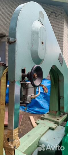 Ленточный нож для швейного дела