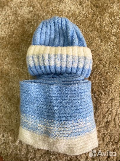 Шапка и шарф женский