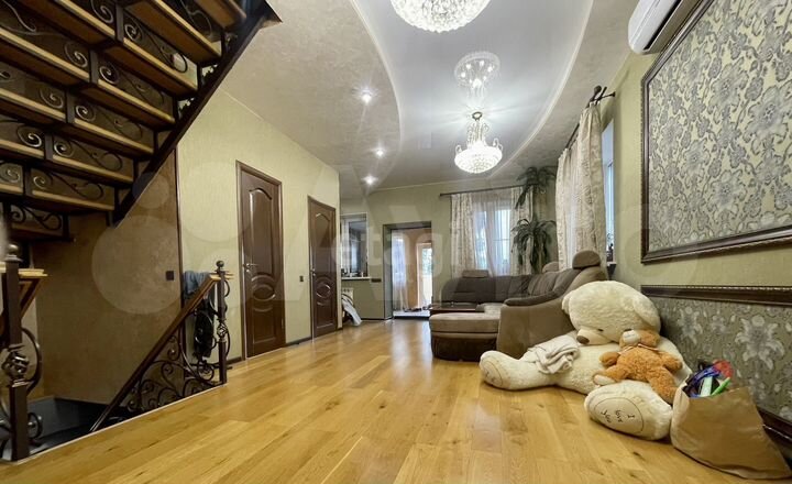 Дом 128 м² на участке 6 сот.