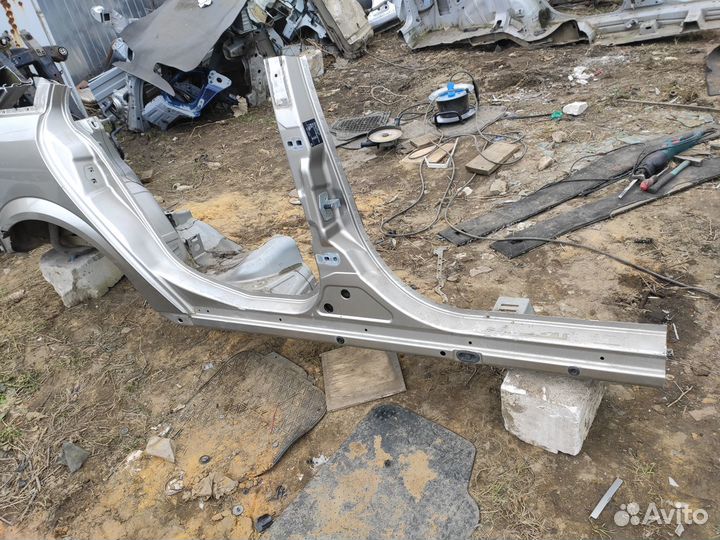 Крыло заднее правое на Opel Vectra C Хэтчбек