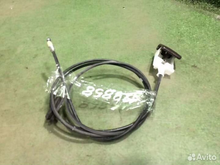 Трос замка капота Toyota Passo KGC30 1KR 2015