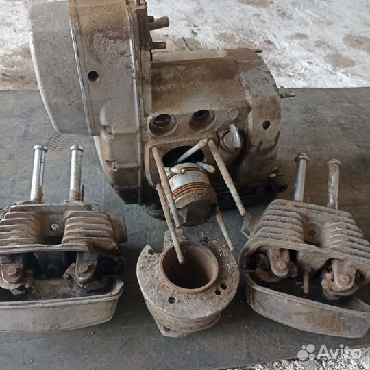 Двигатель Днепр 12V