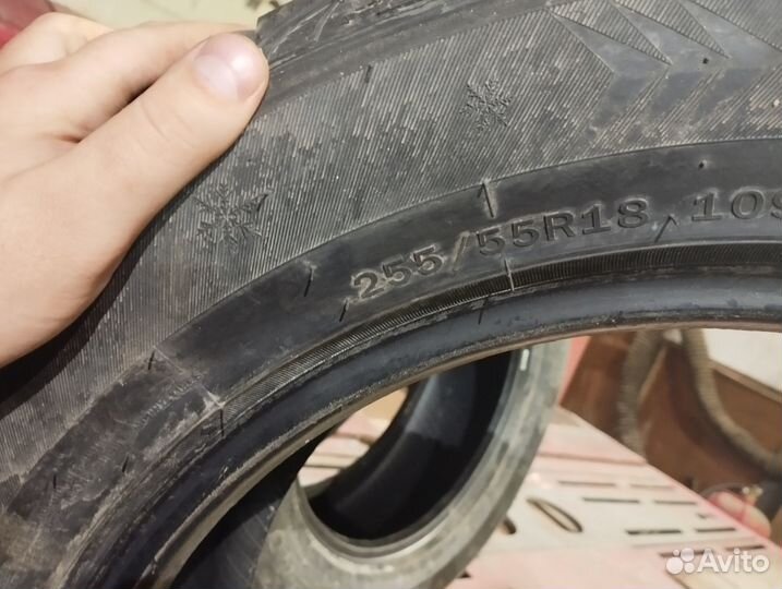 Leao Winter Defender Grip SUV 255/55 R18