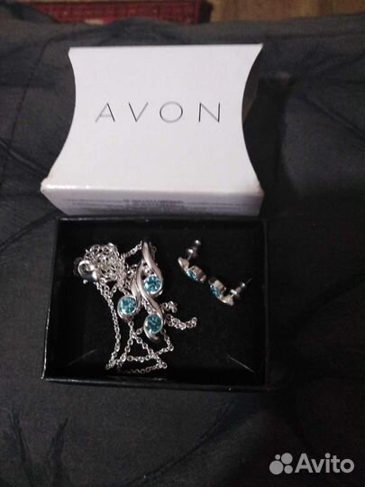 Серьги, браслеты, бусы