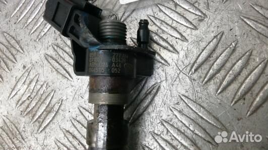 Форсунка дизельная volkswagen touareg 7L (7NT10AL0