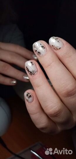 Маникюр и педикюр