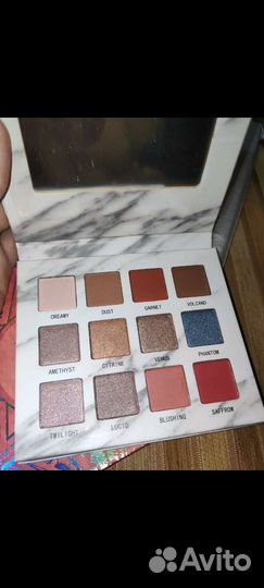 Коробка новых теней