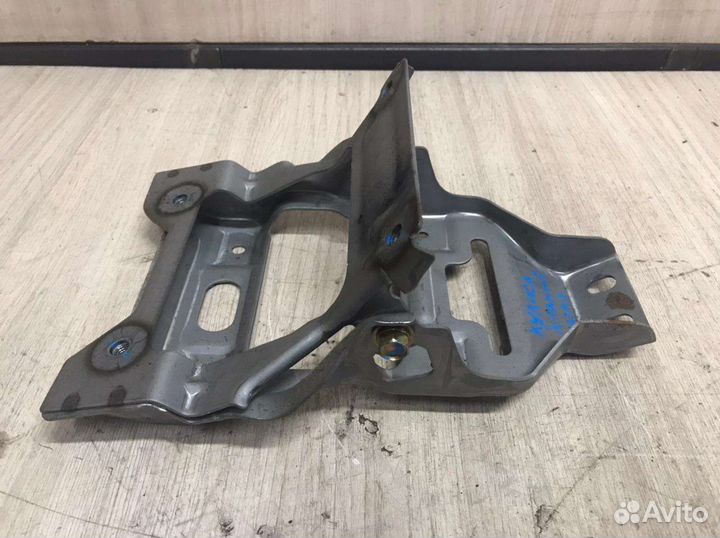 Кронштейн кулисы hyundai matrix