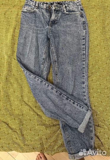 Джинсы