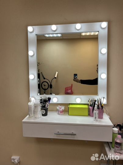 Гримерное зеркало